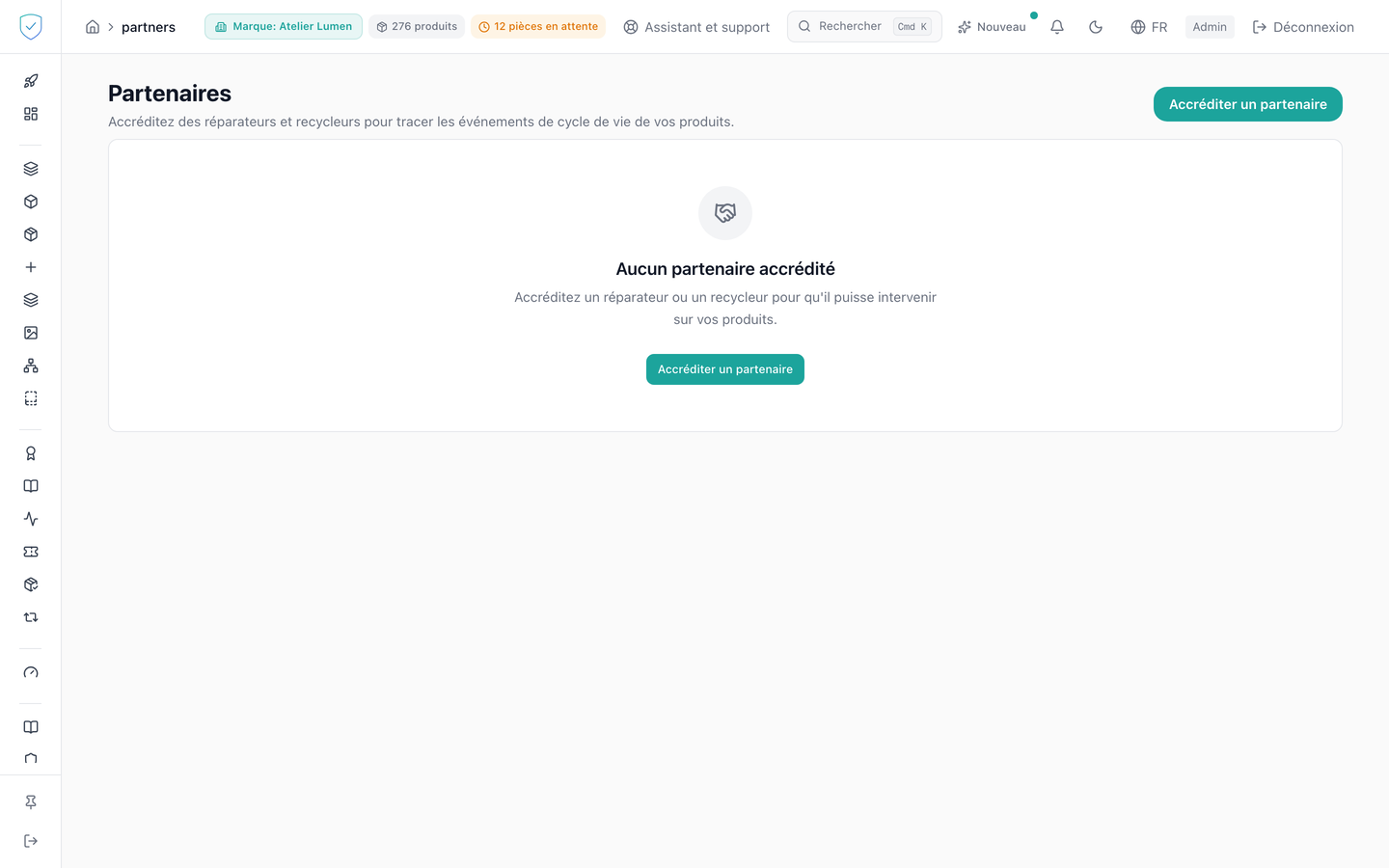 Écran des partenaires de la console, avec la liste des accréditations et leur statut